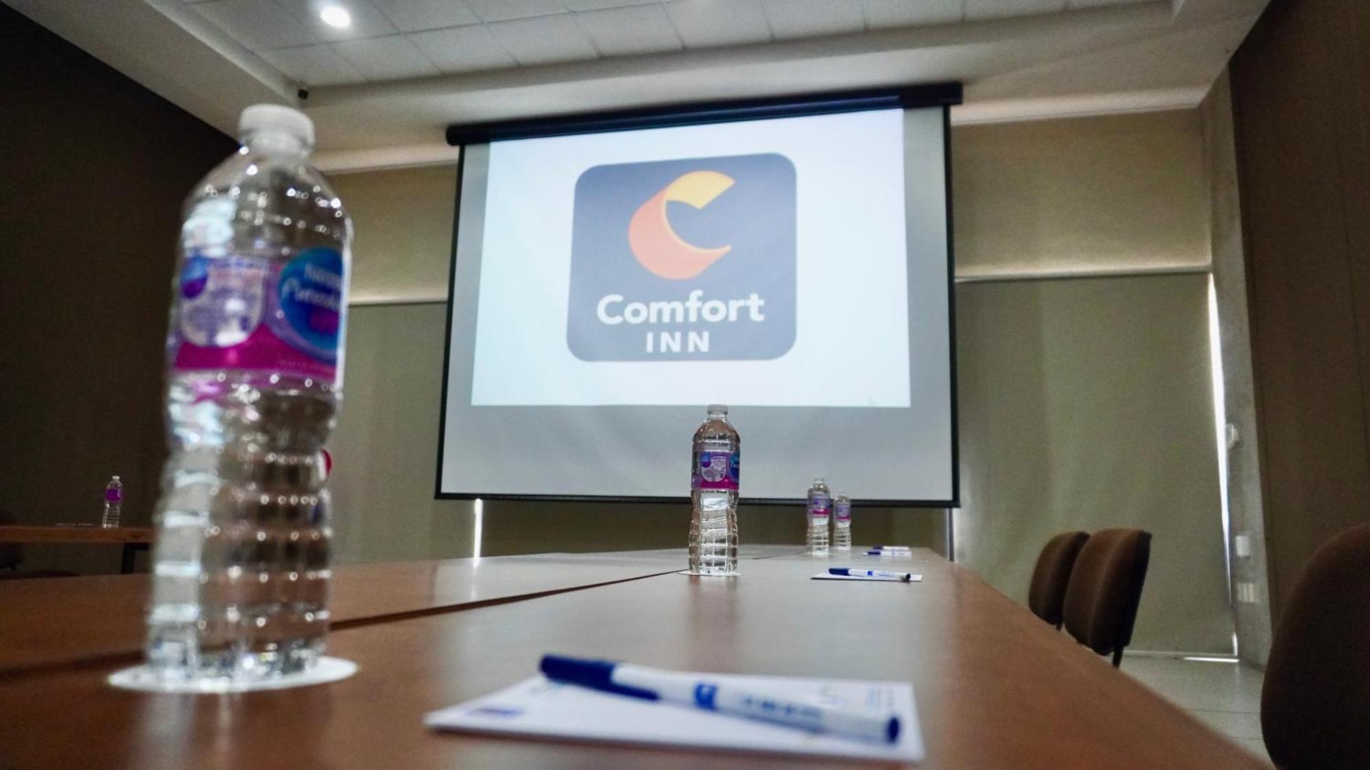 Comfort Inn Córdoba Exteriör bild